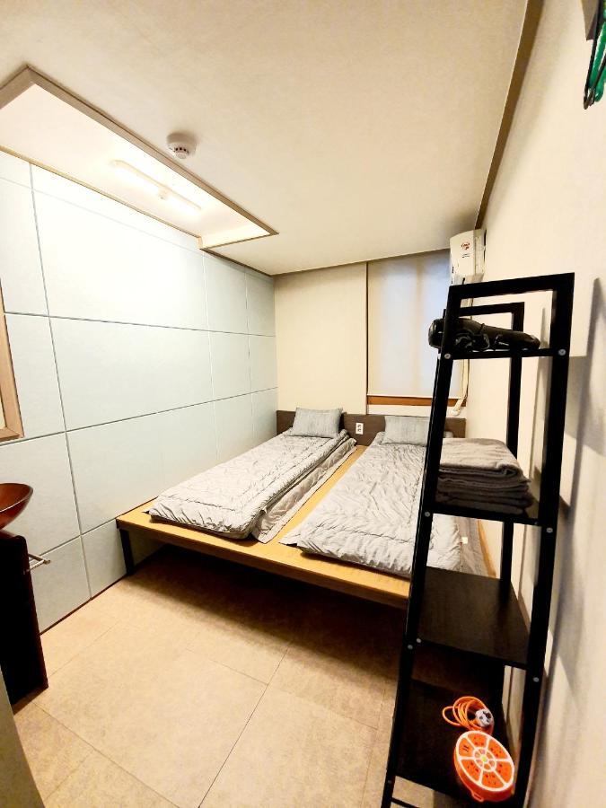 Twin Panda Guesthouse Seoul Eksteriør billede
